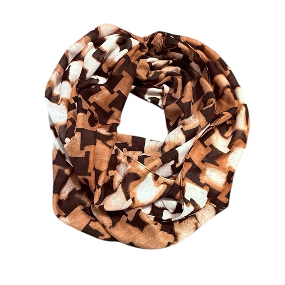 Etcetera by Carlisle Brown/White Ombré Houndstooth Print Infinity Scarf - Picture 1 of 5